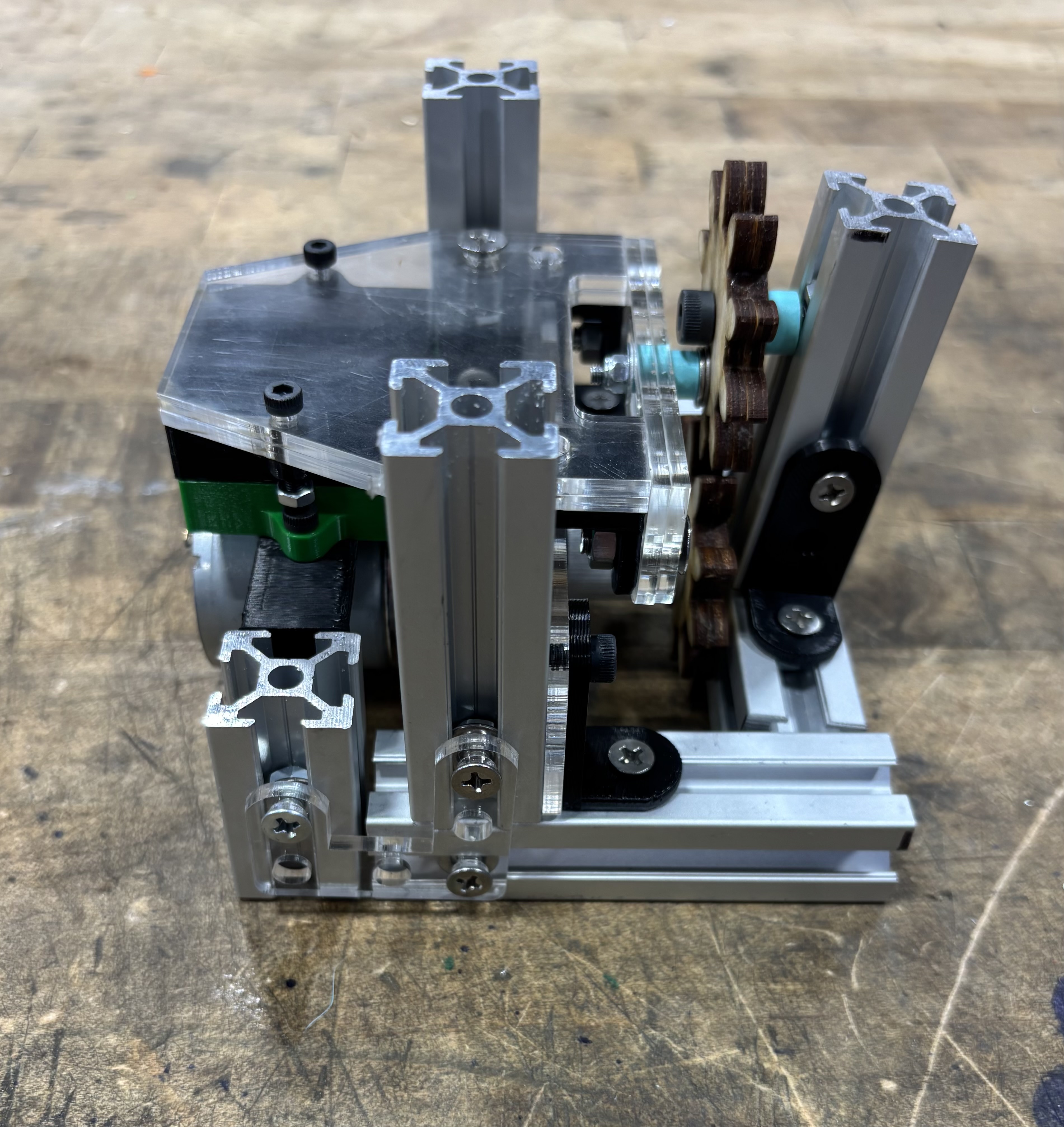 First prototype of the embosser at rest